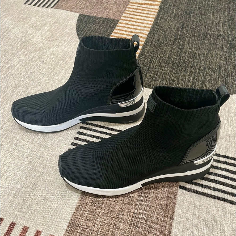 Michael Kors Skyler Soft Knit High-Top Wedge Sneakers Women’s Size 7.5